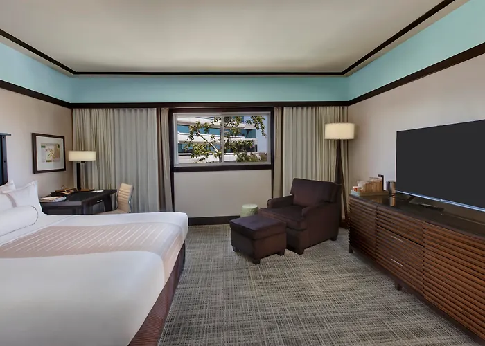 Ambrose Hotel